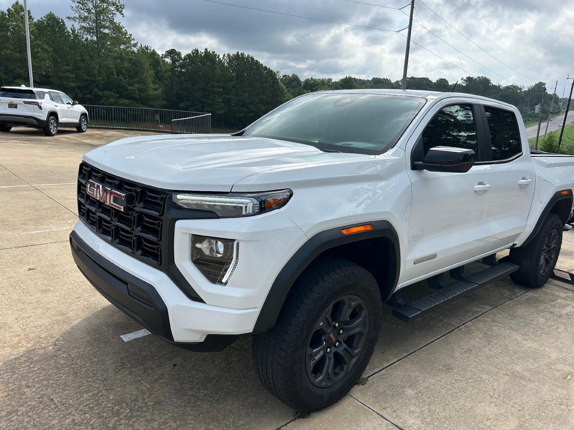 2025 GMC Canyon Elevation