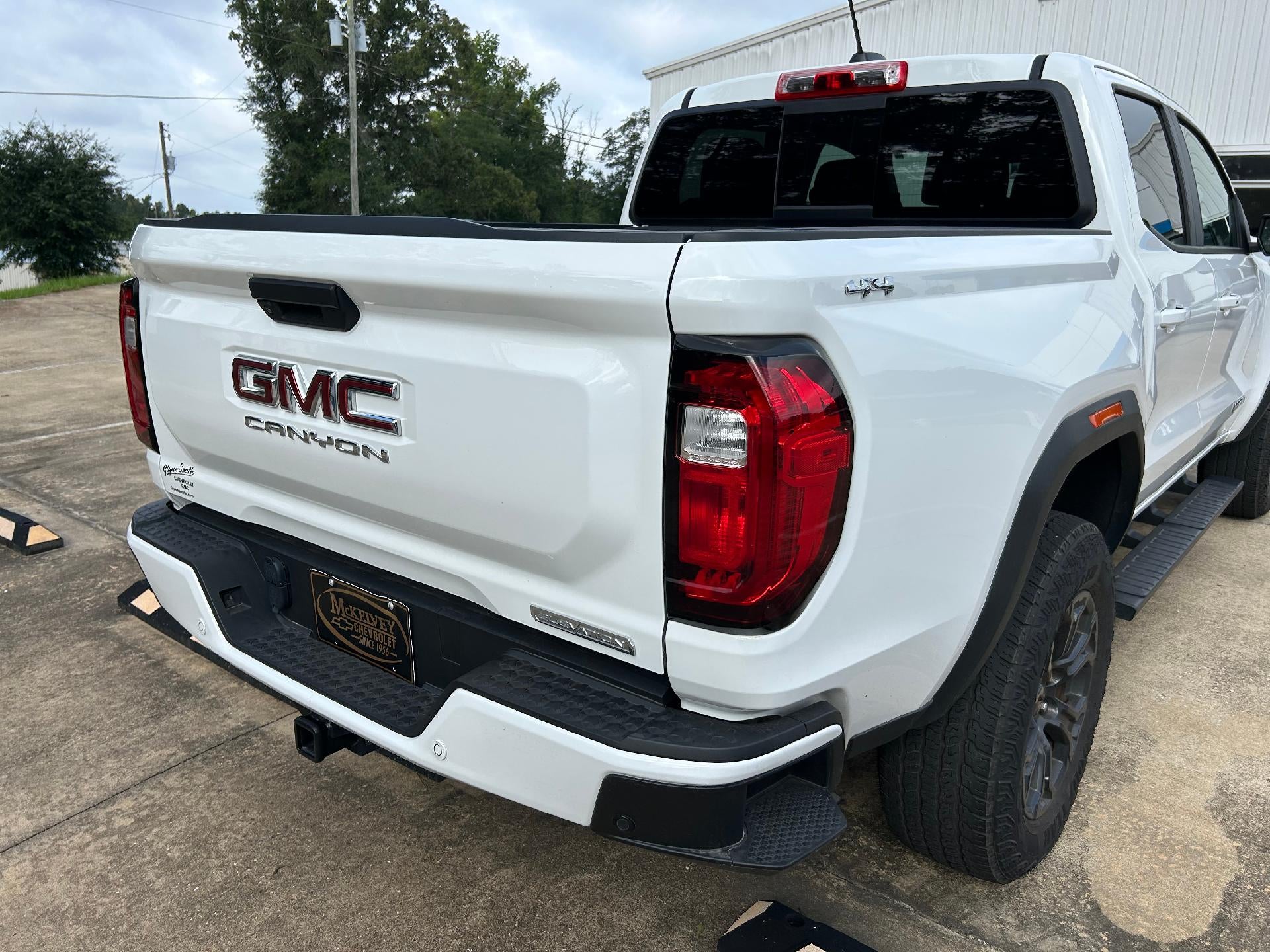 2025 GMC Canyon Elevation
