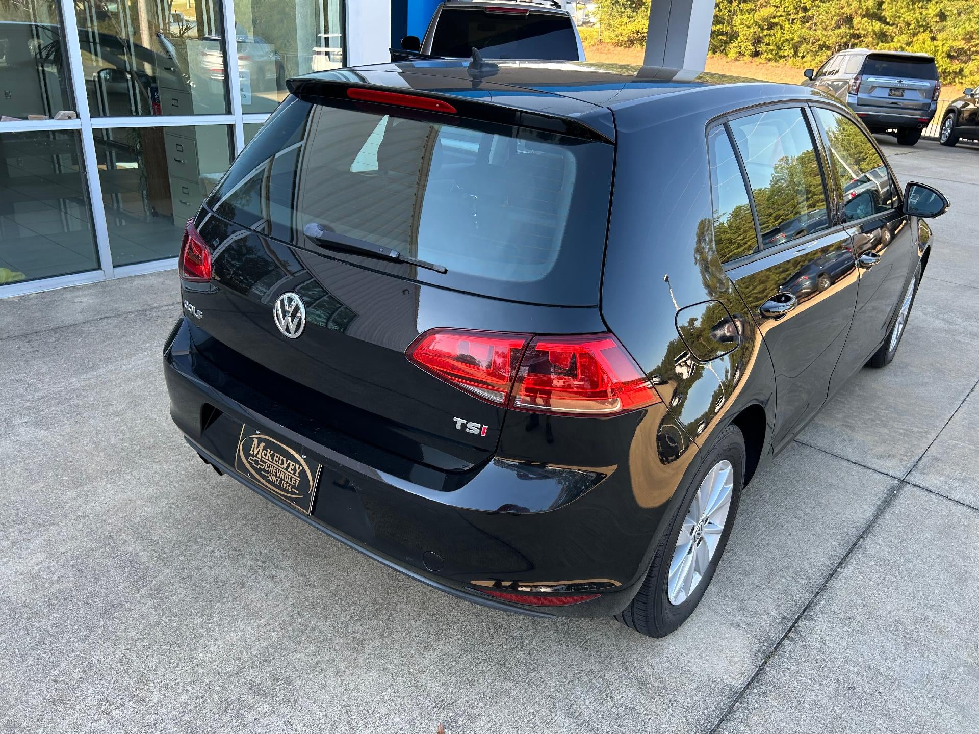 2016 Volkswagen Golf TSI S