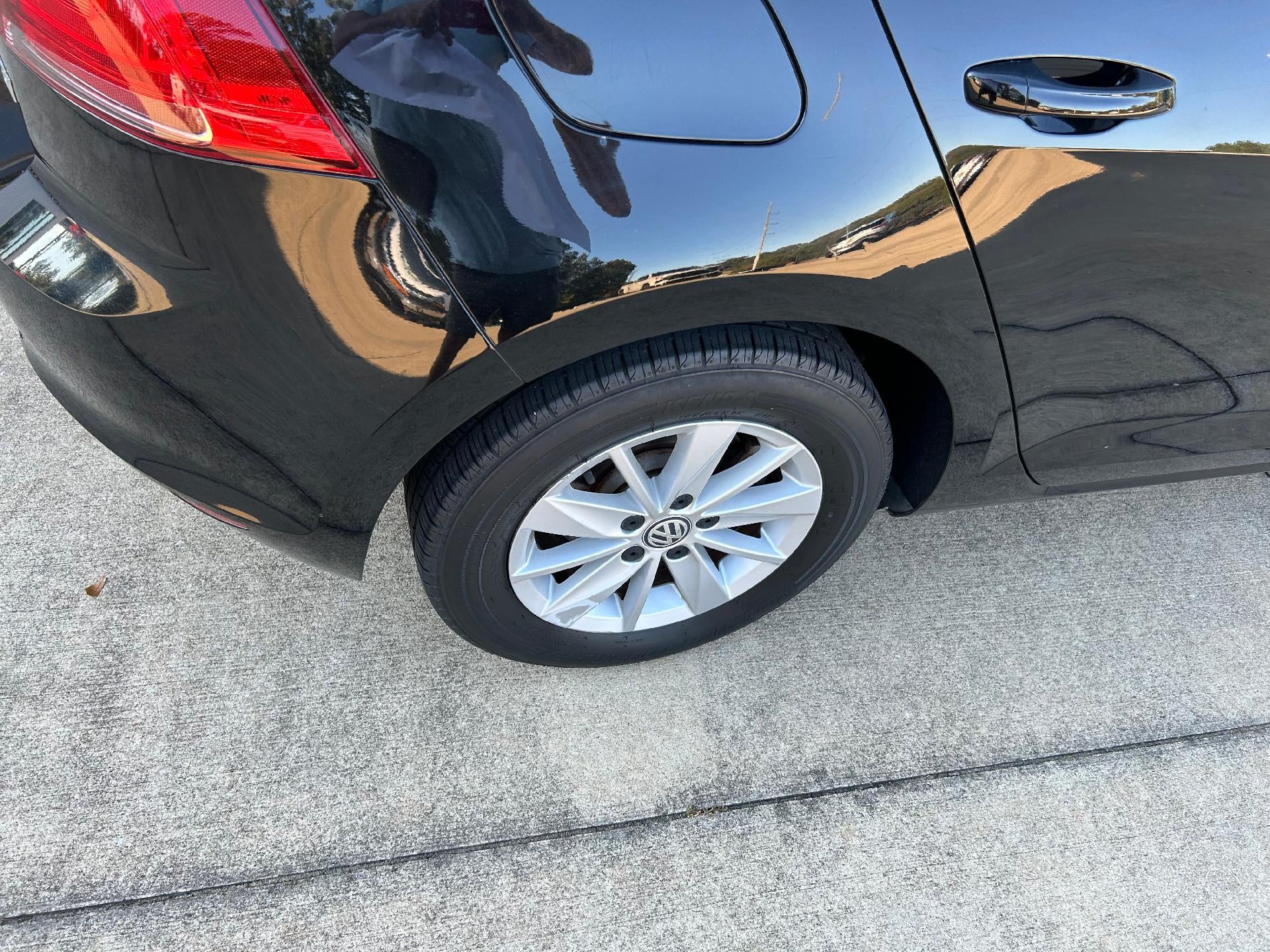 2016 Volkswagen Golf TSI S